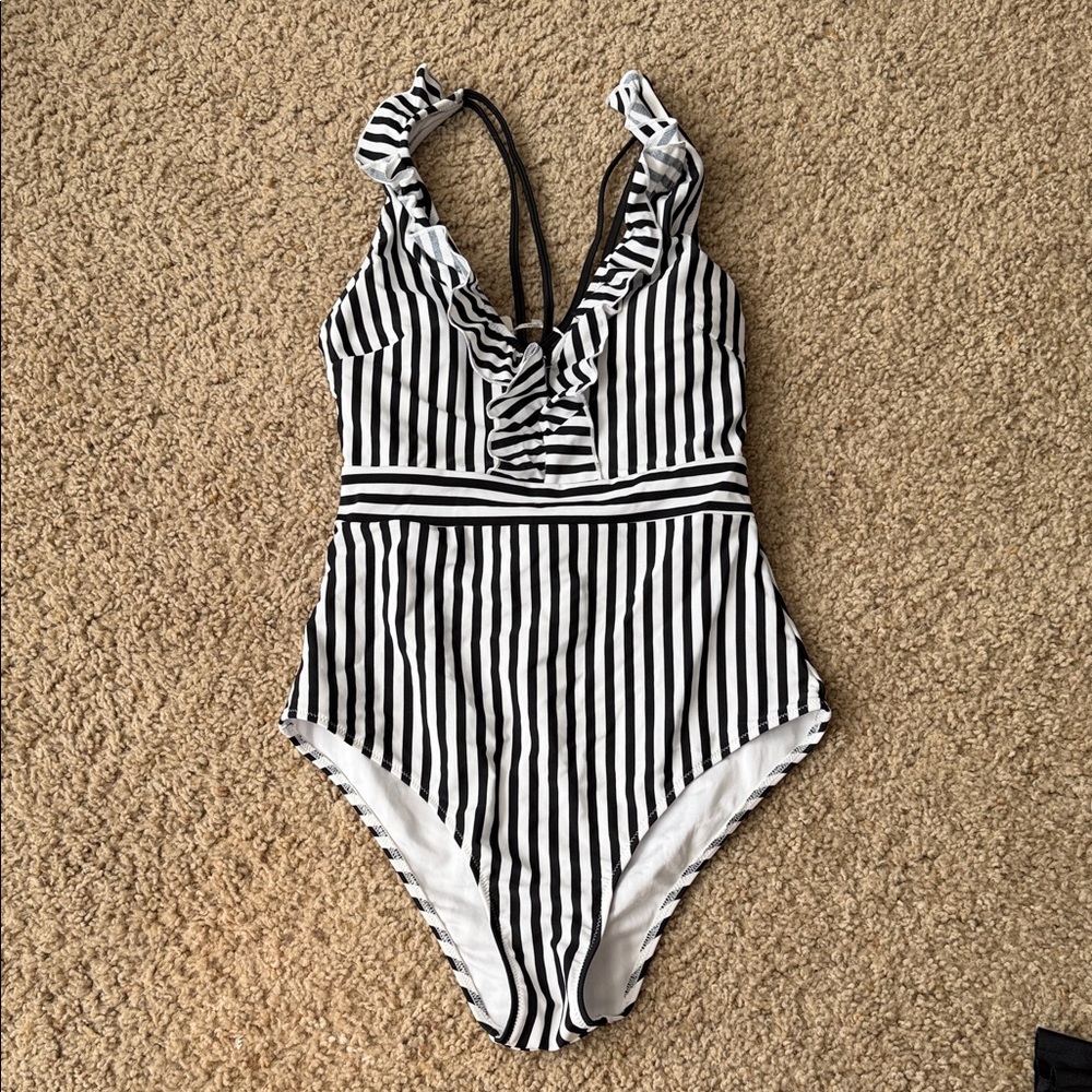 Cupshe Black and White Striped Swimsuit